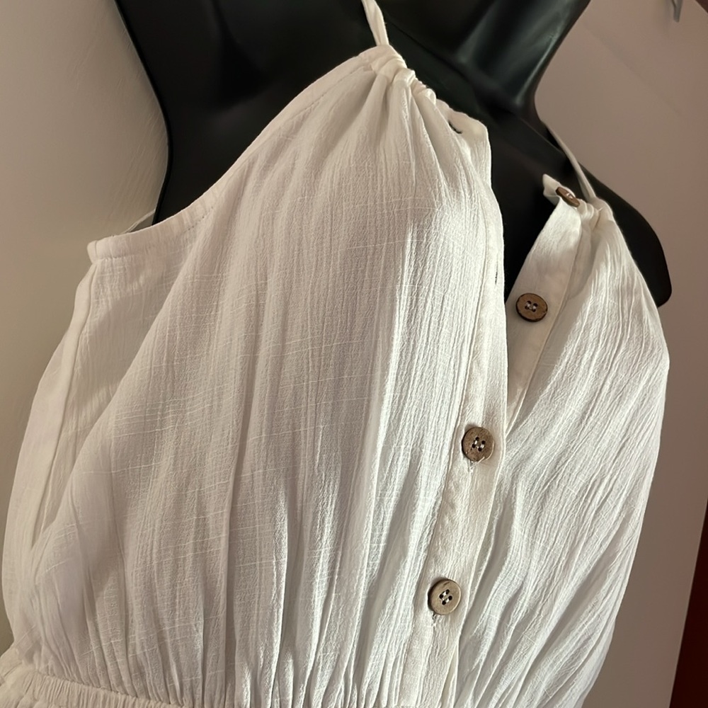 Wishlist, small white summer dress wooden accent buttons, functionable. NWT. - Picture 8 of 9